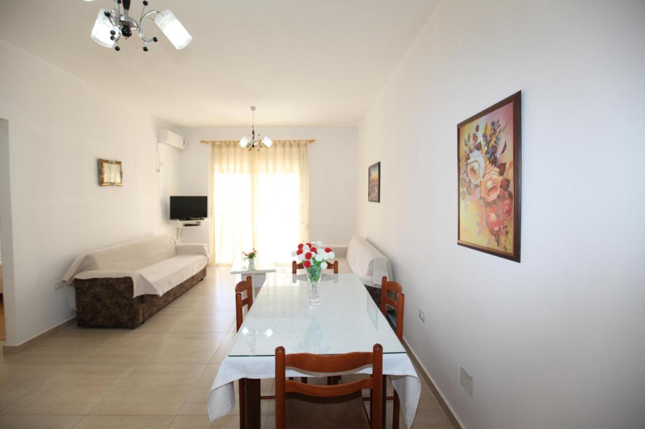 Teo Apartaments Sarande Exterior photo